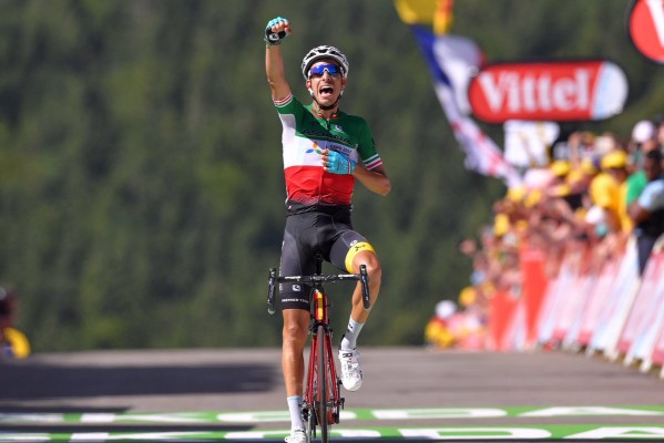 Fabio Aru conquista La Planche des Belles Filles, Froome el amarillo