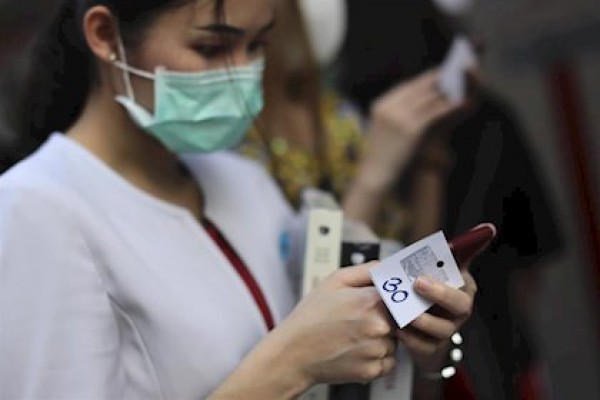 El Consell abona una deuda de 119 millones por material sanitario pendiente desde 2017