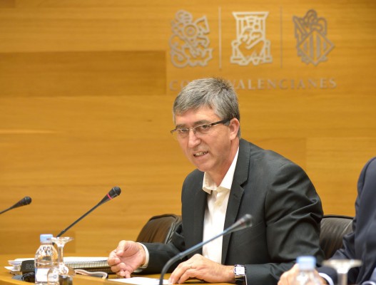Economía aprobó fuera de plazo el reglamento de la Ley de Participación Institucional