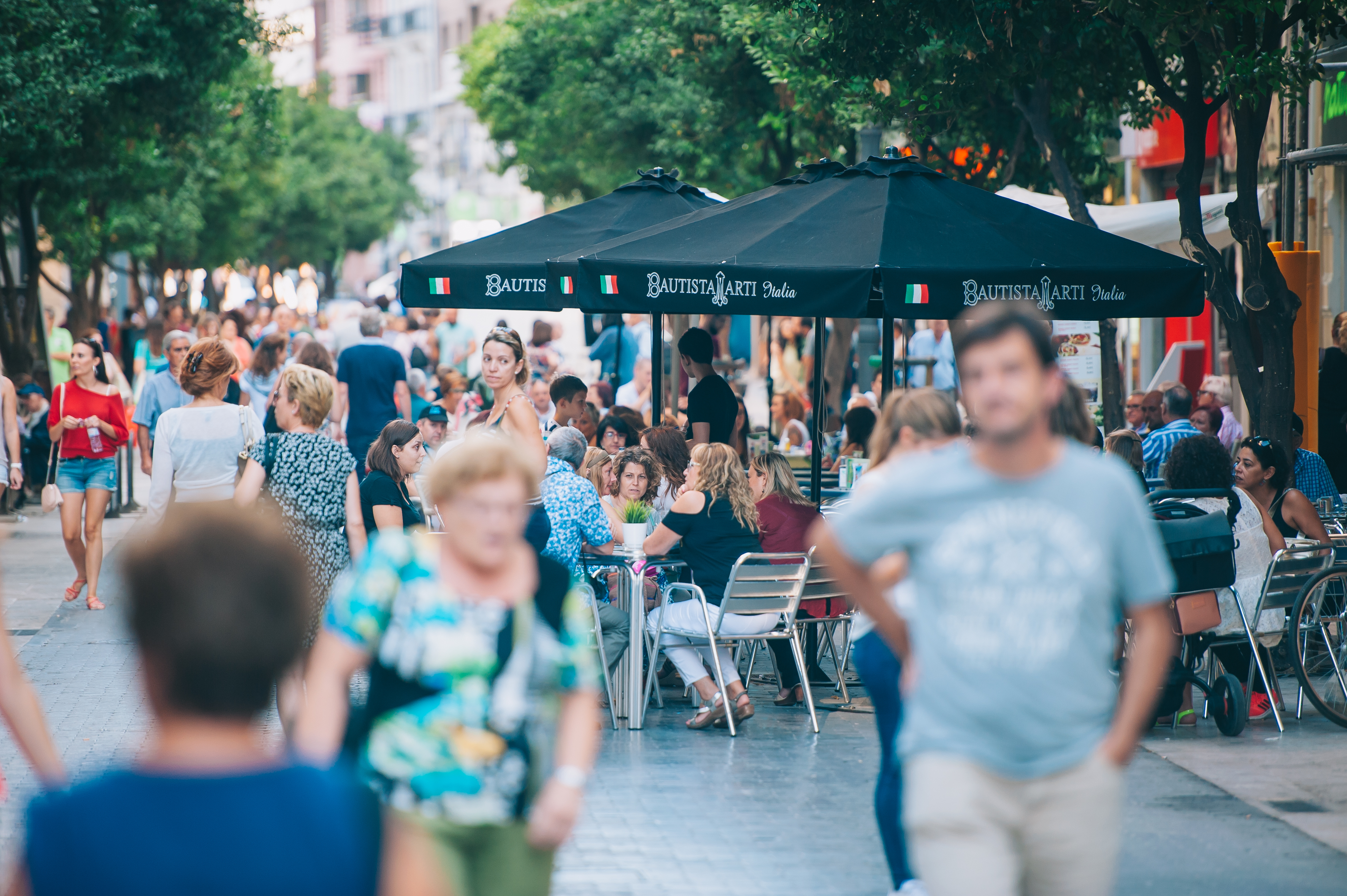 La hostelería valenciana baja la persiana