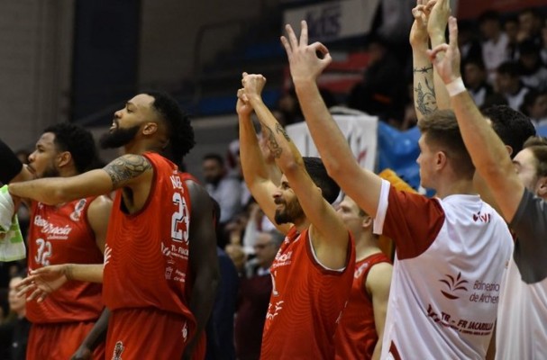 El UCAM CB está provisionalmente salvado en la ACB y el Real Murcia es líder en la LEB Plata