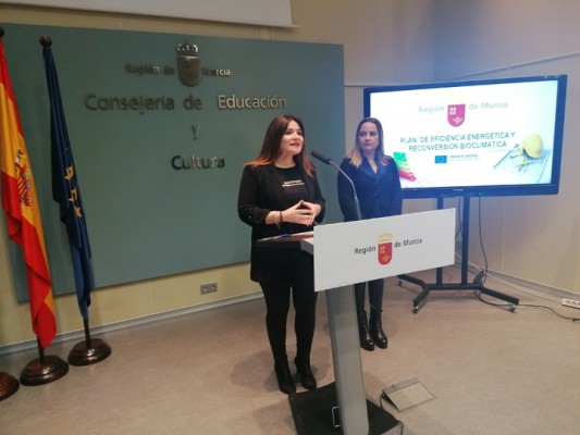 Los centros educativos tendrán soluciones tecnológicas para afrontar el cierre de aulas