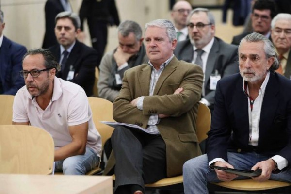 La Audiencia Nacional suspende el juicio de la visita del Papa por una hernia inguinal de Correa