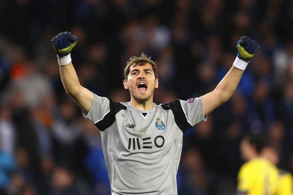 Iker Casillas confirma que seguirá una temporada más en el Oporto
