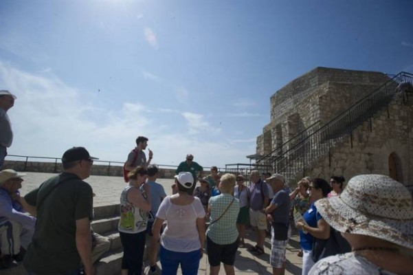 Turismo dice que el Gobierno trabaja en un amplio paquete de medidas para el sector
