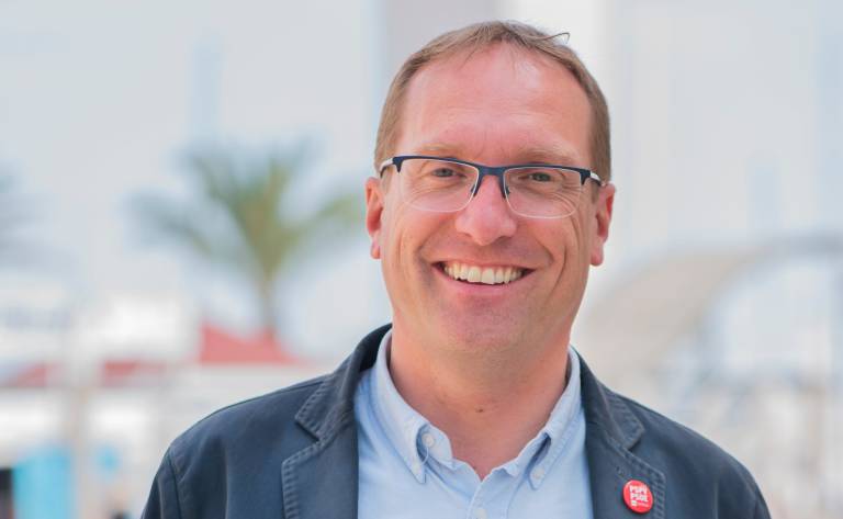 Blanch (PSPV-PSOE) afirma que el aplazamiento de las fiestas es un acto de 