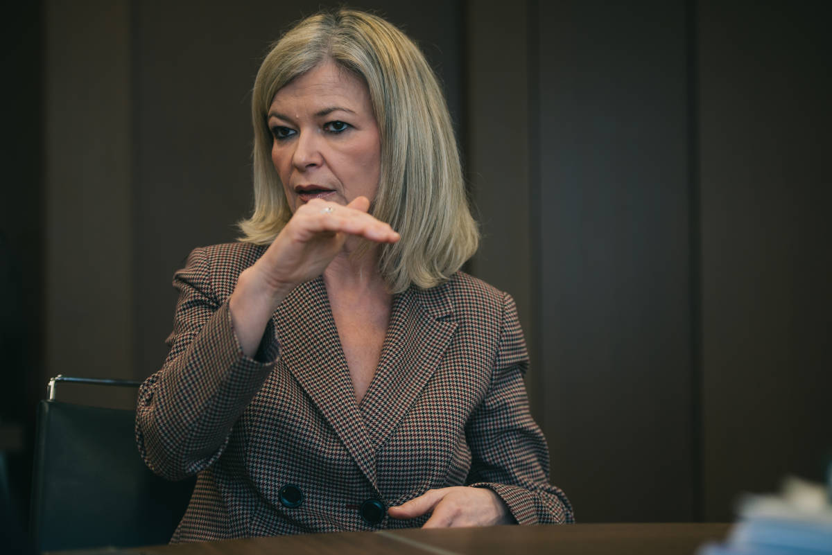 La Generalitat mantiene el horario reducido de Fallas y Magdalena a sus funcionarios