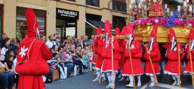Nuevo contrato de las sillas de Murcia: 42.000 euros menos para las arcas municipales