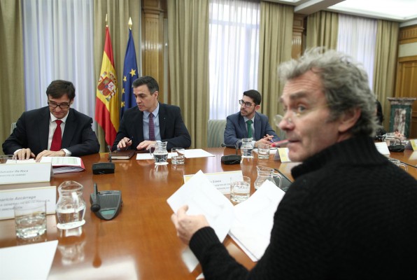 Sánchez hablará el sábado con los presidentes autonómicos y convoca el lunes a la oposición