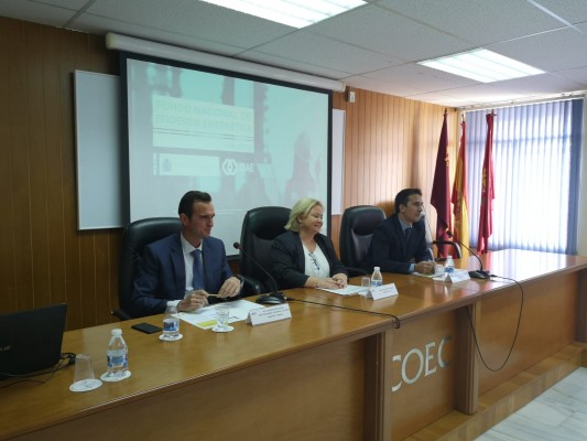 Industria presenta en Cartagena las ayudas para mejorar la eficiencia energética en las empresas
