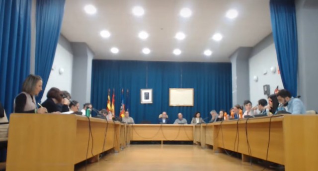 L'informe del secretari de El Campello sobre les subvencions nominatives continua sense resposta

