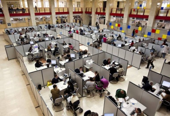El Gobierno aprobará este viernes una oferta de empleo público de unas 20.000 plazas