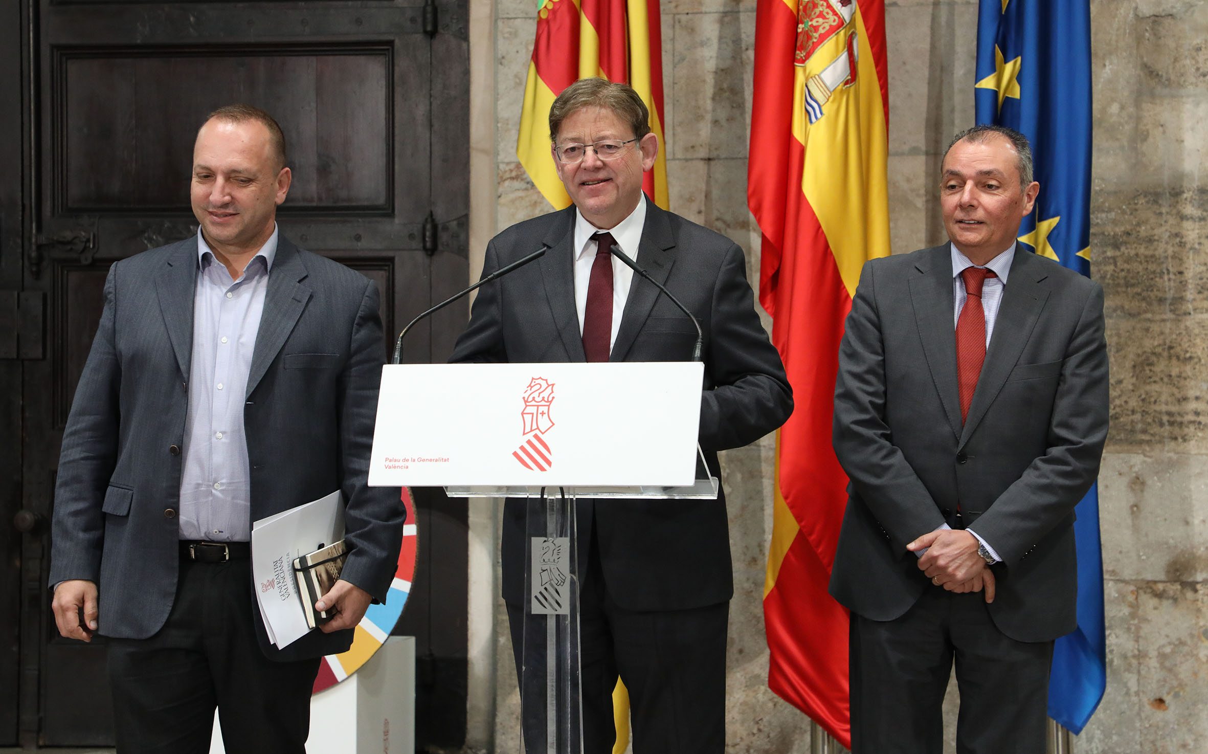 Rubén Martínez Dalmau, Ximo Puig y Salvador Navarro. GVA - 