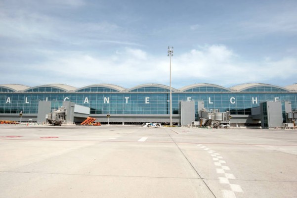 Aena inyectará otros 1,7 millones en su plan de aislamiento acústico para insonorizar 246 casas