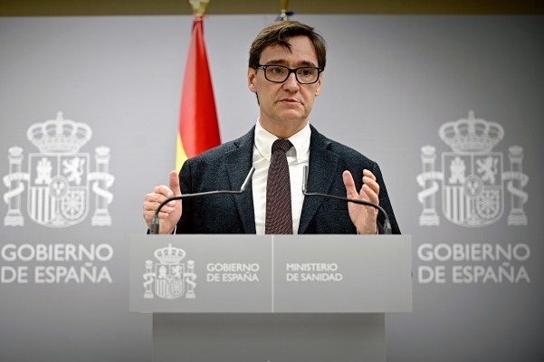 El Gobierno anuncia la suspensión de las clases en la Comunidad de Madrid, Vitoria y Labastida