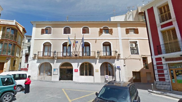 Callosa mejorará la accesibilidad del colegio Bernat de Sarrià