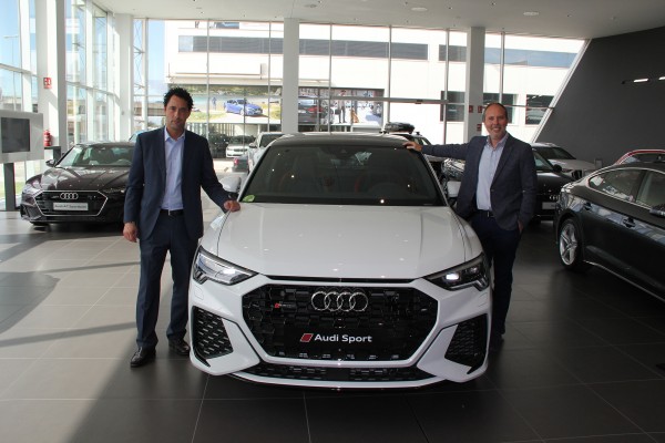 Audi Center Valencia refuerza su patrocinio con la 15K Nocturna Valencia Banco Mediolanum como vehículo oficial