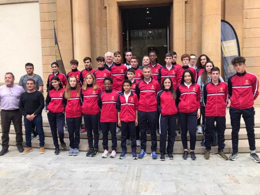El deporte aboga por mantener las competiciones regionales y nacionales pese a la epidemia