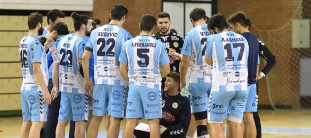 Dos jugadores del Trops Málaga afectados por coronavirus y otros siete esperan resultados