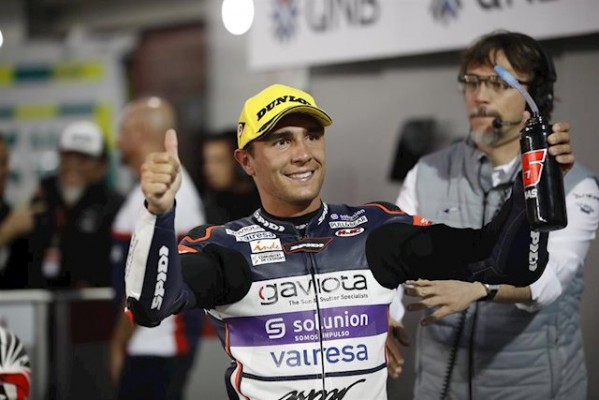 Albert Arenas, primer ganador y líder de Moto3