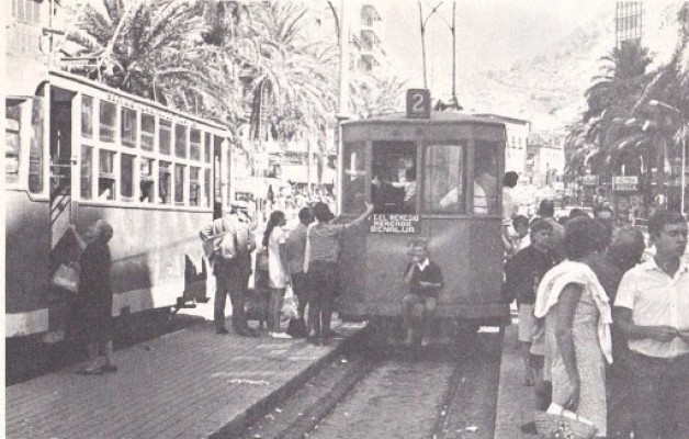 Pendientes de un hilo