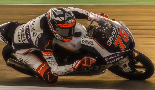 Albert Arenas, primer ganador y líder de Moto3