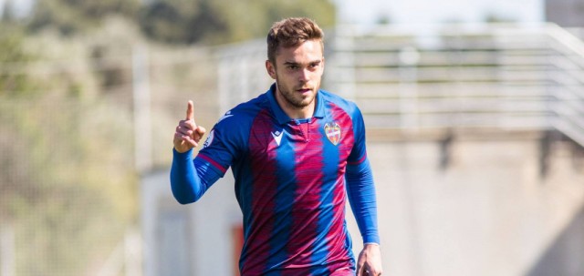 El Atlético Levante UD cae frente a la UE Cornellà en un partido en el que mereció más