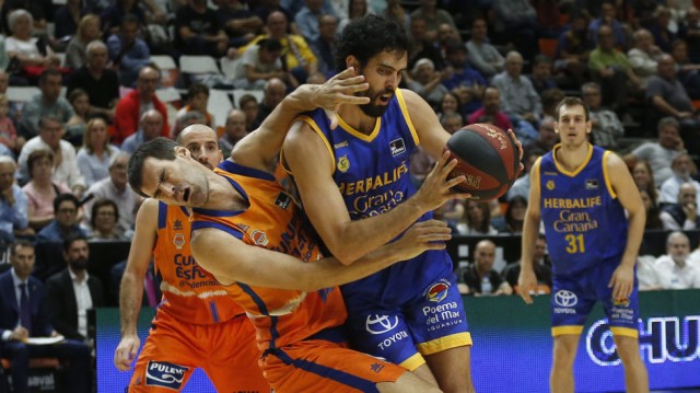 Valencia Basket quiere pasar página en Las Palmas tras su semana negra europea