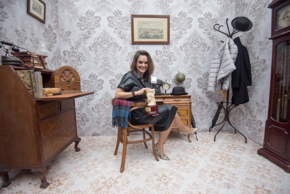 Mónica Carrillo: 