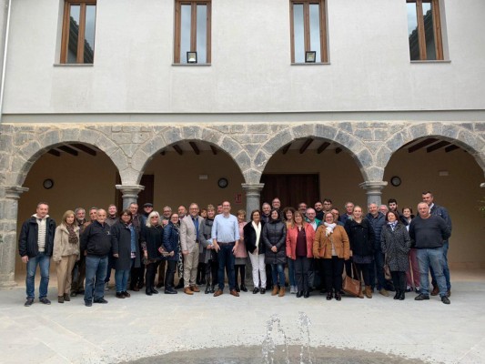 La ejecutiva provincial lleva ‘Fem PSPV’ a Viver con el objetivo de abrir el partido a la ciudadanía 

