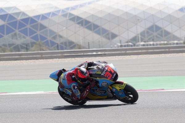 Moto2 y Moto3 arrancan motores en Catar de un Mundial marcado por el coronavirus