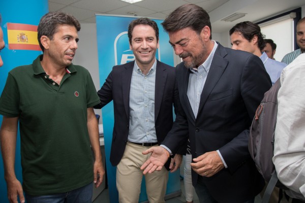 El PP retoma la idea de convocar los congresos provinciales de Valencia y Alicante