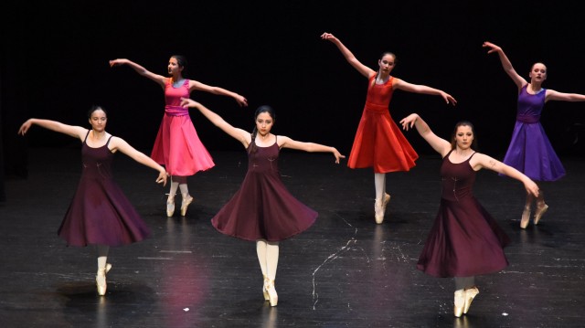 Ballet i germandat: Borriana celebra la Trobada Coreogràfica d'Escoles de Dansa