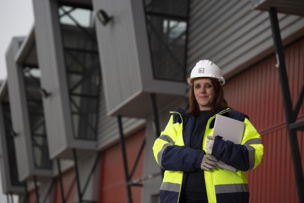 Un total de 231 mujeres se incorporaron en 2019 al sector de la construcción en la Región