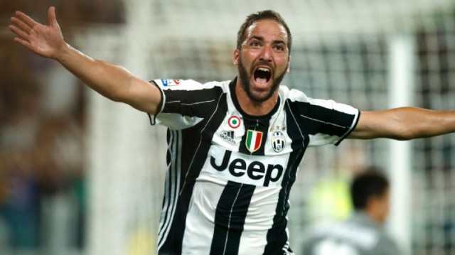 Agente de Higuaín dice que se vio obligado a demandar al presidente del Nápoles