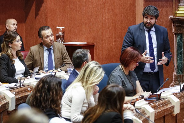 Cuarto frente judicial de Murcia contra Ribera: presenta otro recurso por el trasvase de febrero