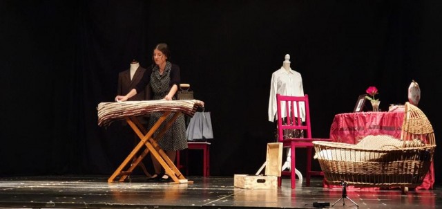 L'Alcora rescata en una obra la historia de Josefina Manresa, viuda de Miguel Hernández