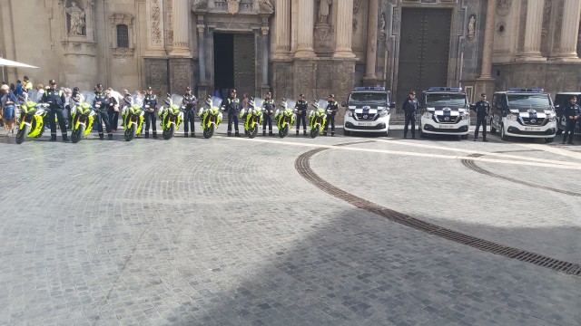 Refuerzos para la Policía Local de Murcia: 13 nuevos vehículos y 16 agentes para las pedanías 