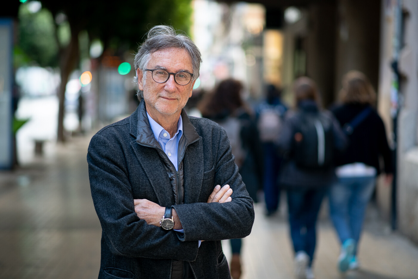 Fernando Mulas posa antes de la entrevista. Fotos: KIKE TABERNER - 