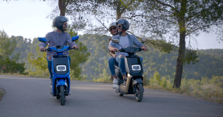 Next Electric Motors: Motos eléctricas 
a la manera 
de China