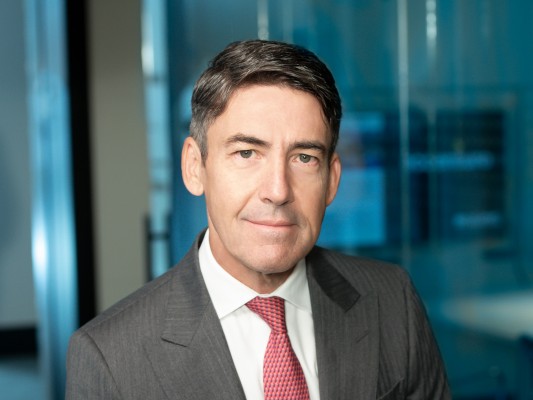 Domingo Mirón sustituye a Juan Pedro Moreno como presidente de Accenture en España