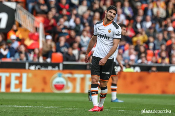 Guedes pide paso 