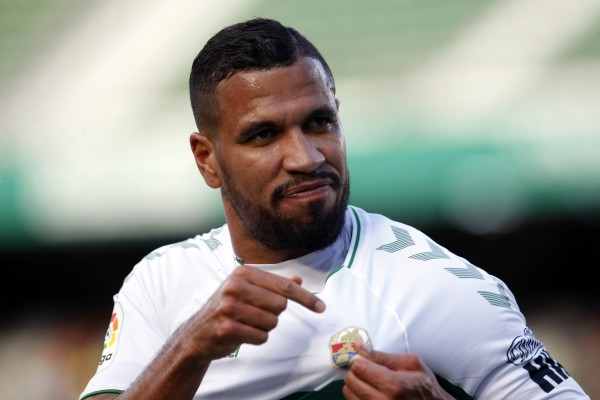 Cuatro años, nueve meses y doce días después, Jonathas vuelve a marcar un gol de franjiverde