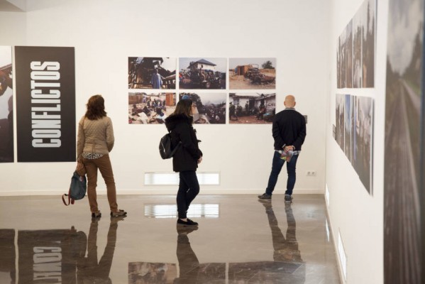 Tres de cada diez directores de festivales de fotografía no cobran: ¿Creamos un frente común?