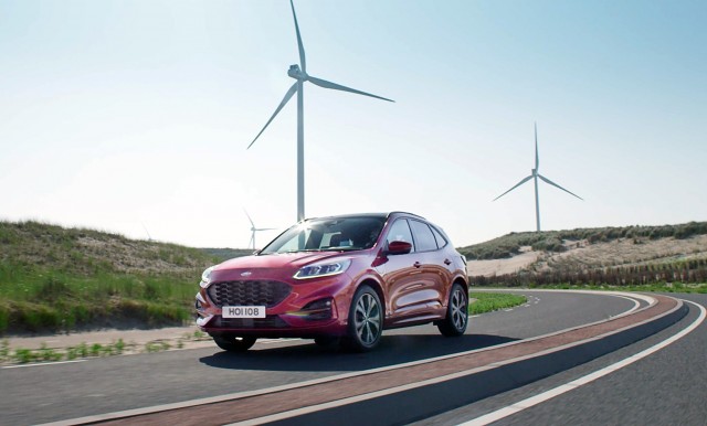 El nuevo Ford Kuga llega un 30 por ciento más lejos con un litro de combustible
