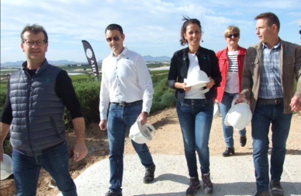 Más de 600 personas participan en la Jornada de puertas abiertas de la Sima de las Palomas
