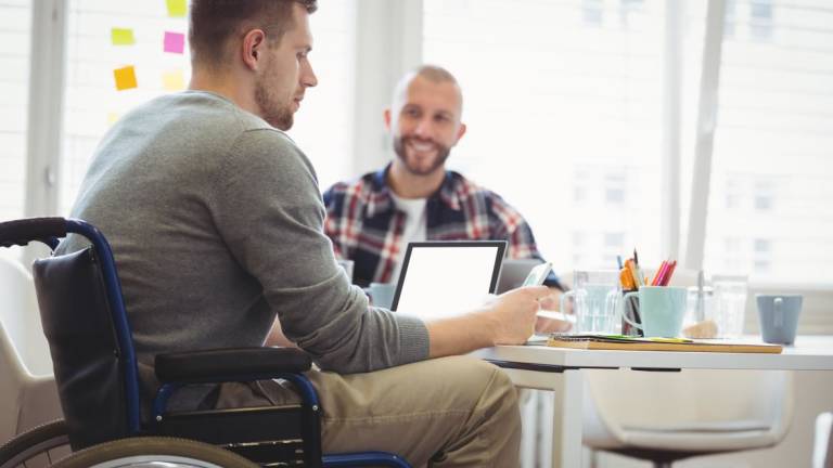 Onda aumenta las becas de empleo para personas con discapacidad y víctimas de violencia de género