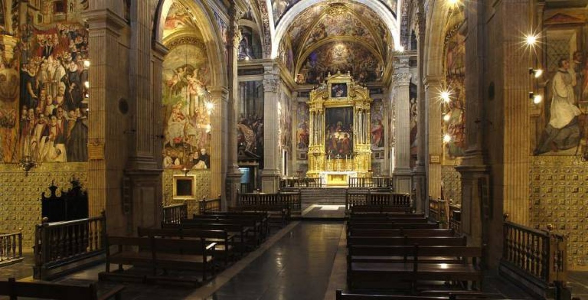 Imagen del interior de la capilla del Colegio del Patriarca - 