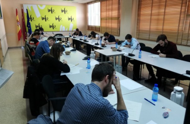 Cerca de 40 candidatos para nueve becas en Info en EE UU, Brasil y Corea
