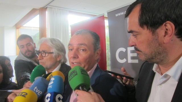 Navarro (CEV) aboga por modelos de suministros cercanos capaces de fabricar lo que produce China